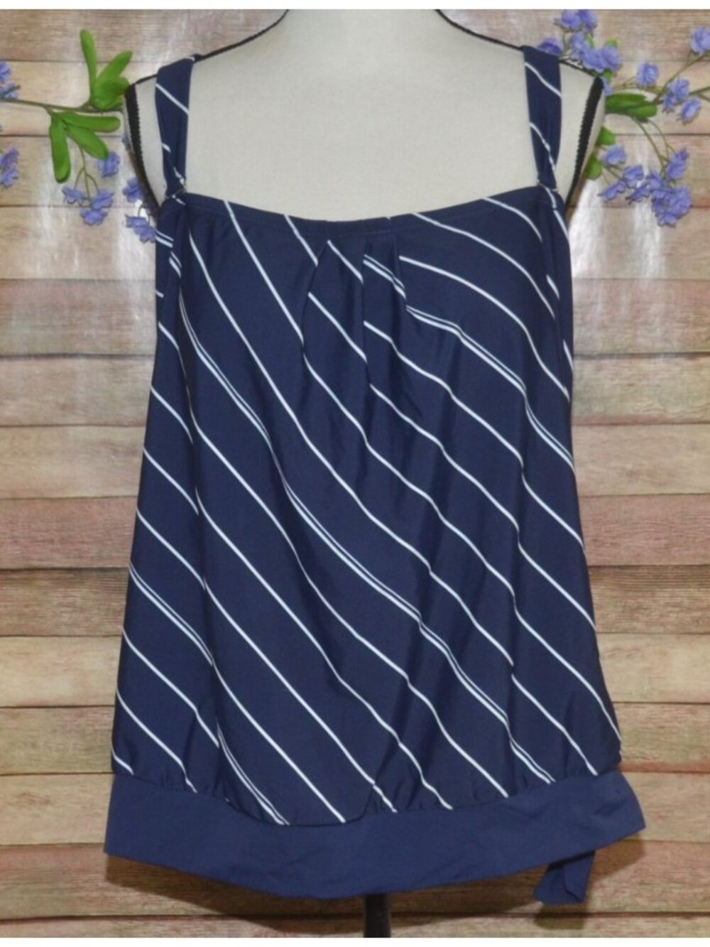Mazu Swim Nautical Navy Striped Tankini Swim Top Size 16 Tie Waist Built in Bra